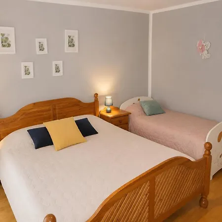 Mrze Yno Home, For 4 People